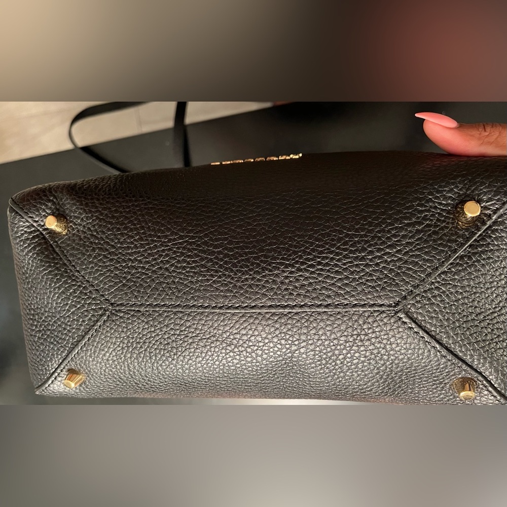 Burberry Bag - Picture 5 of 12